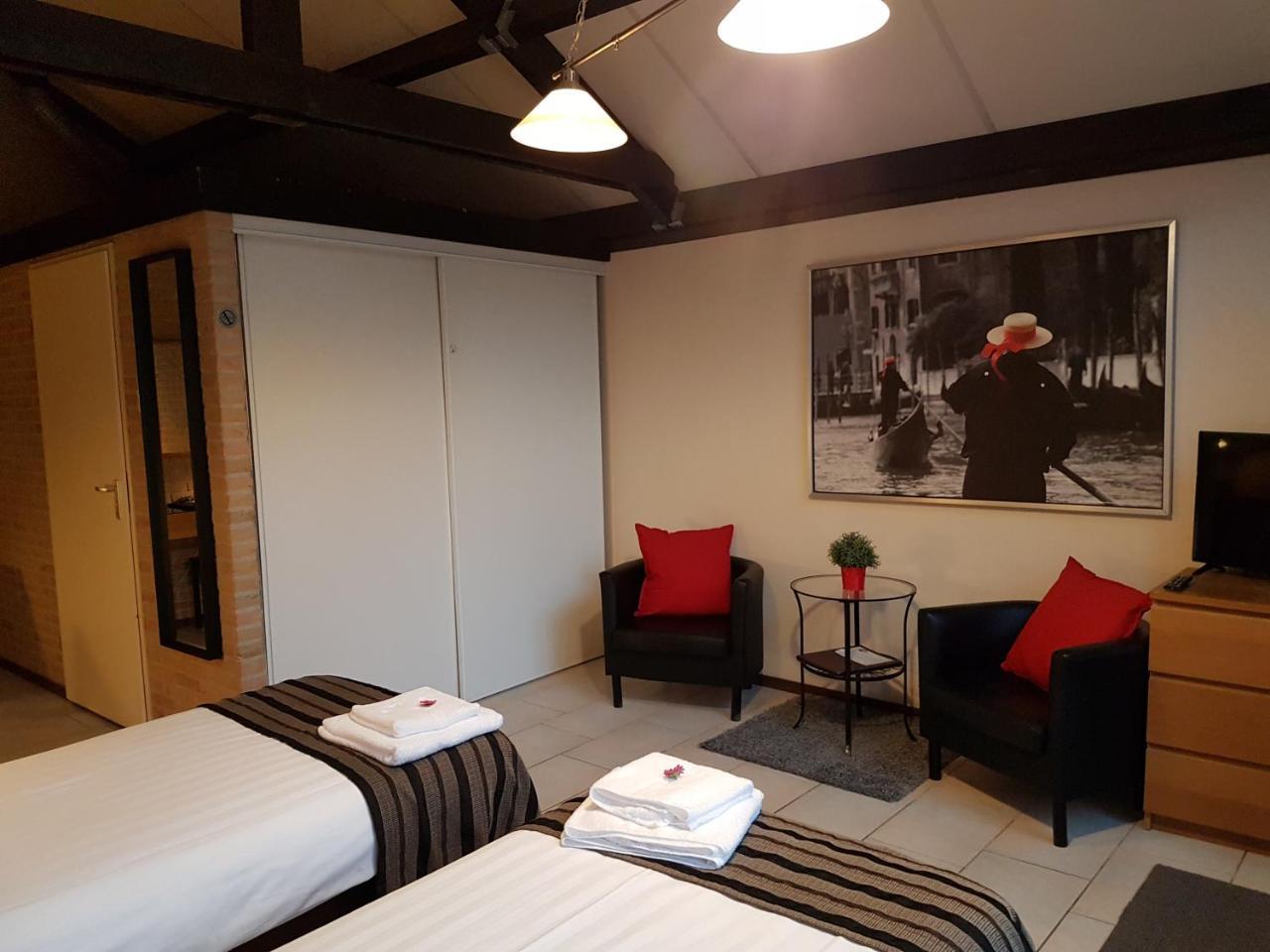 Motel Oostvoorne Luaran gambar