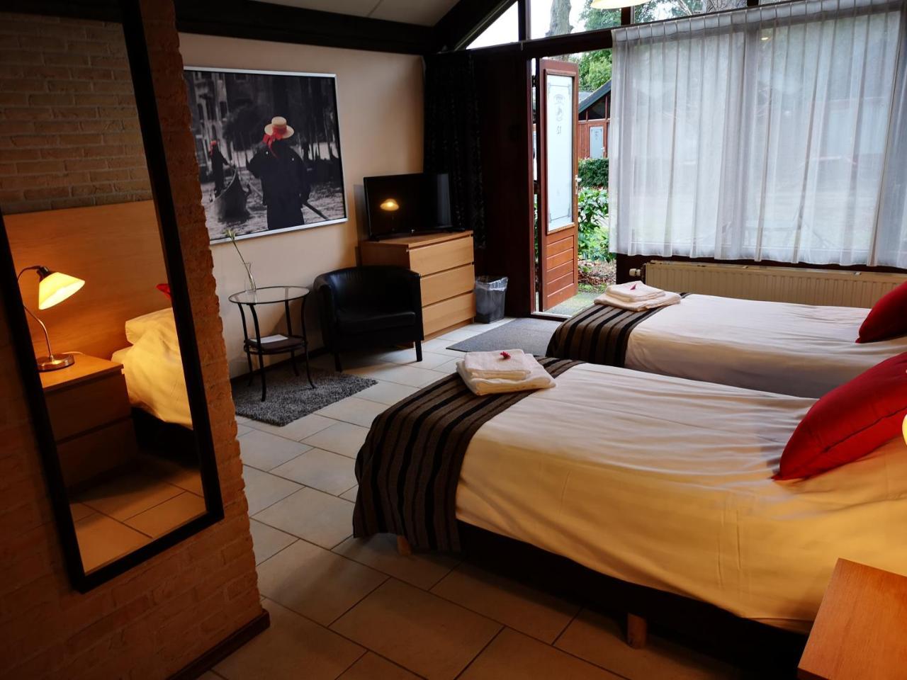 Motel Oostvoorne Luaran gambar