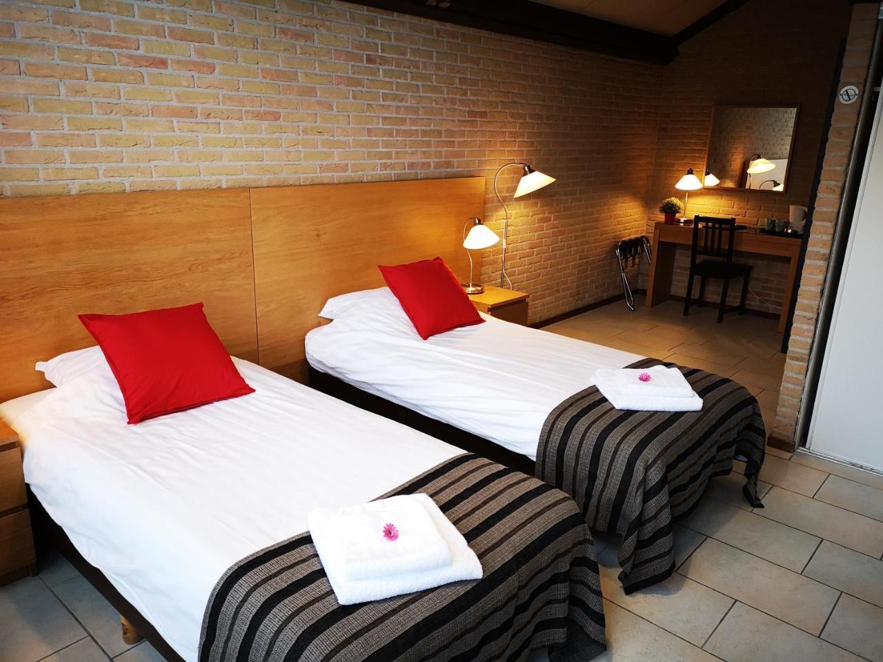 Motel Oostvoorne Luaran gambar